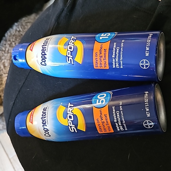 2 COPPERTONE SUNSCREEN SPRAY SPF 50 AND SPF 15 - Picture 1 of 1